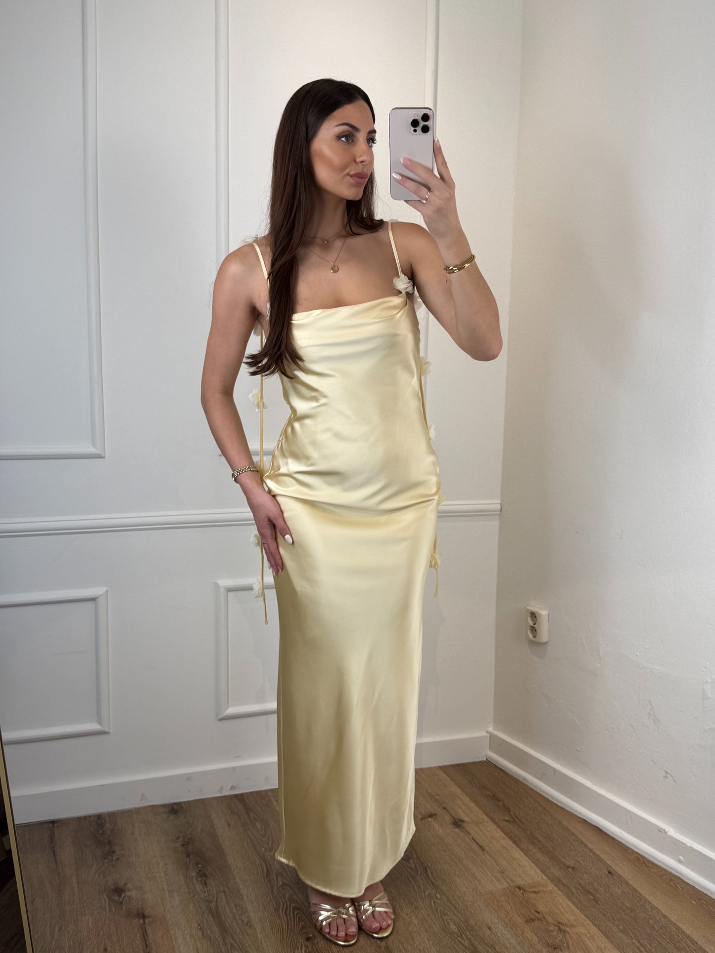 Vienna dress geel
