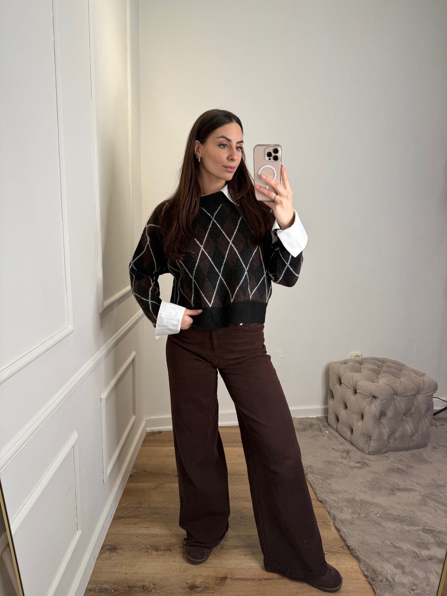 Trui met blouse - geruit bruin