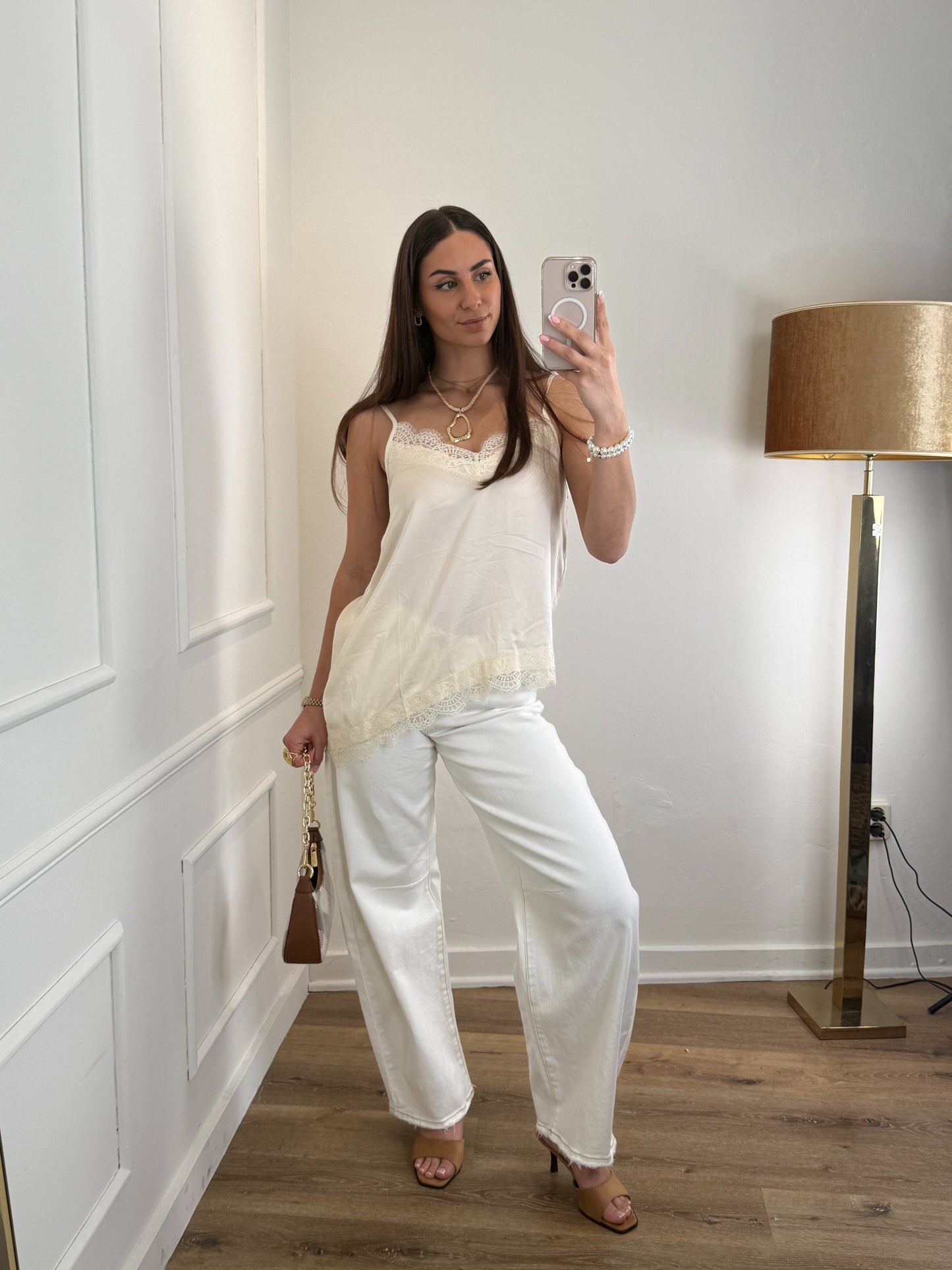 Lace satin top beige
