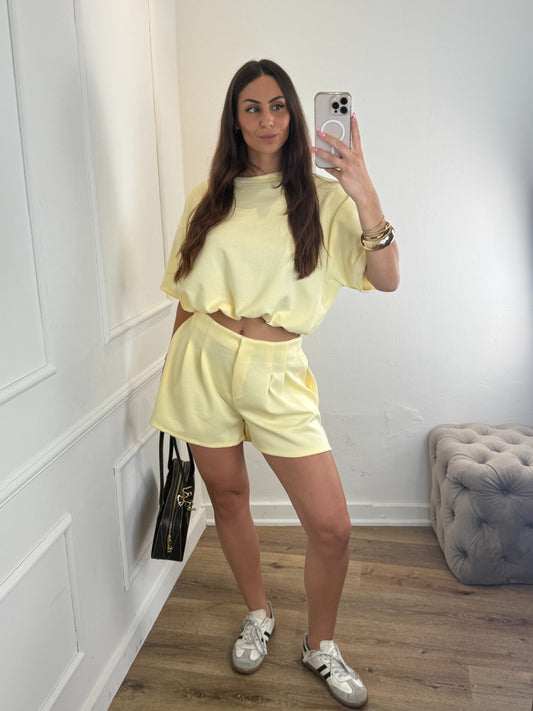 Sofie set kort geel
