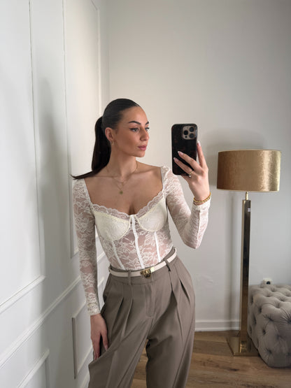 Laney body - lace wit