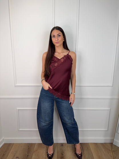 Lace Top Bordeaux