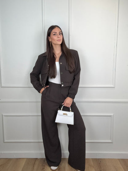 Dewi Pantalon Bruin