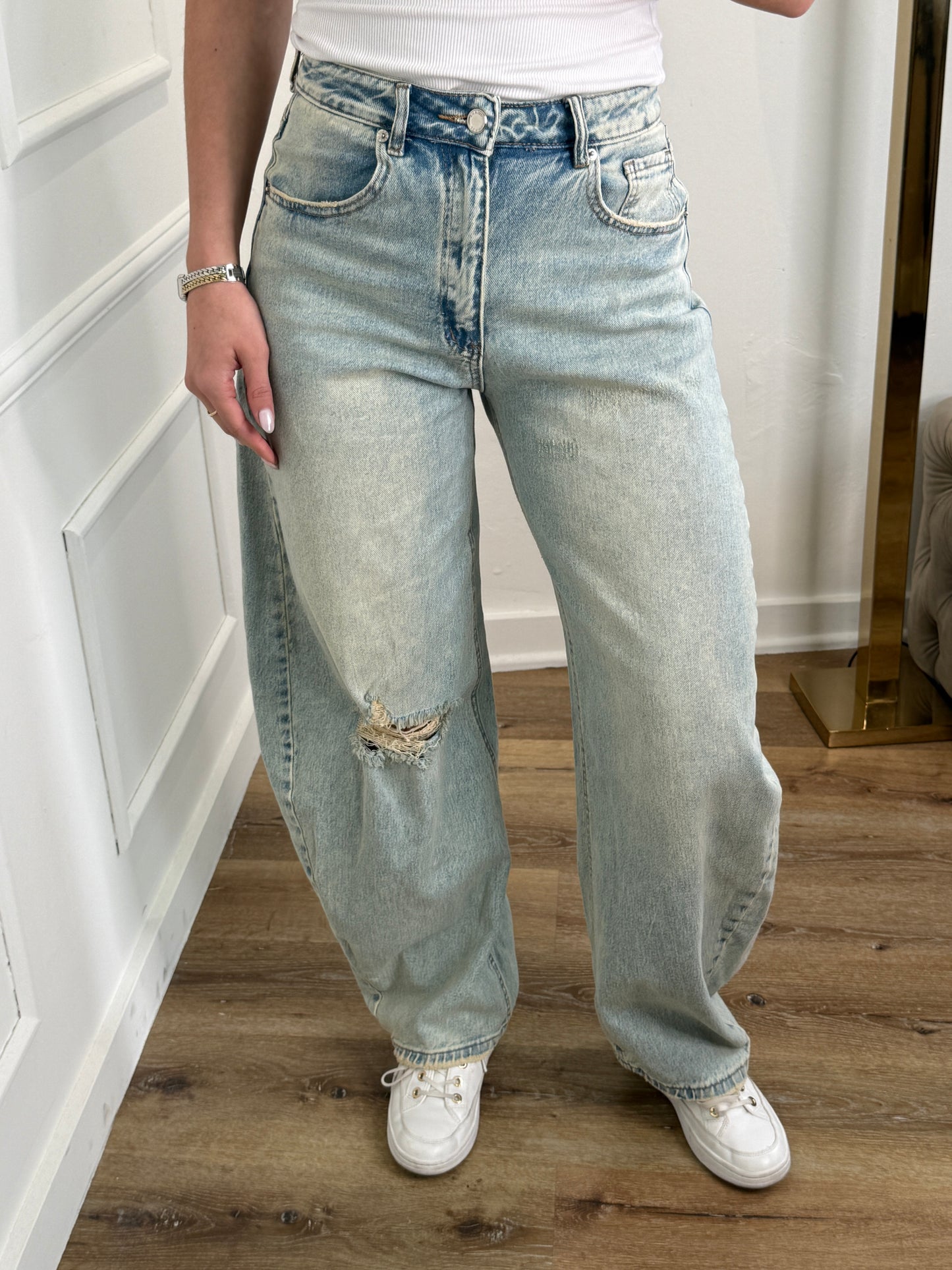 Olivia jeans barrel ripped