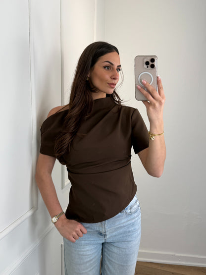 Mandy Top bruin