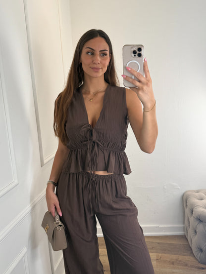 Sanne Set Bruin