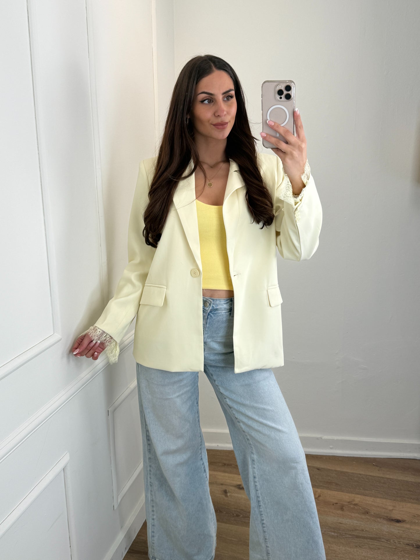 Violet lace blazer geel