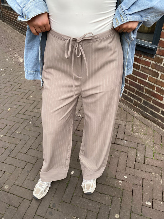 Meike Broek Taupe