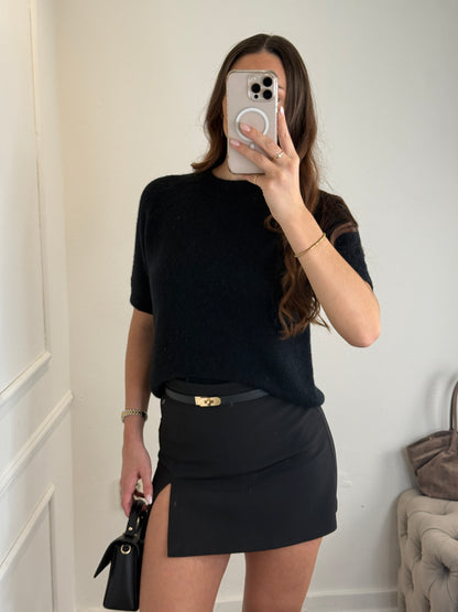 Nola Rok Zwart