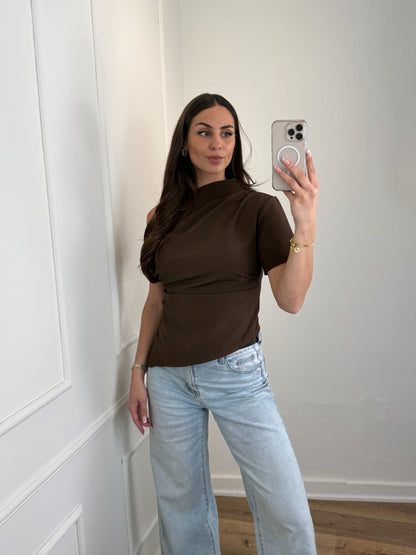 Mandy Top bruin