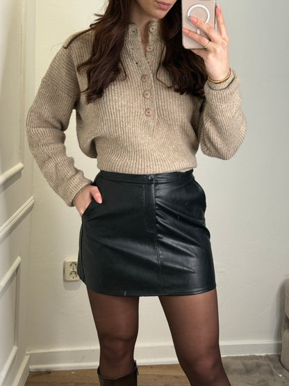 Oversized trui met knopen - taupe