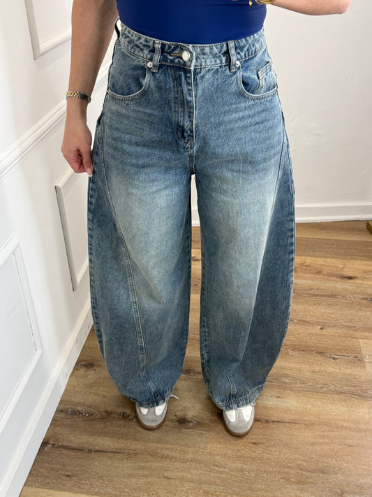 Sonia high waist barrel jeans