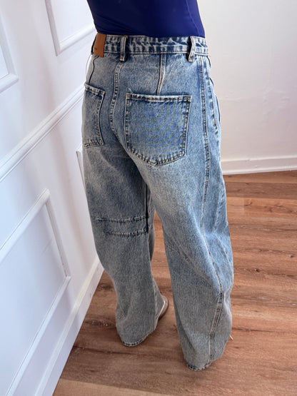 Diana mid waist barrel jeans