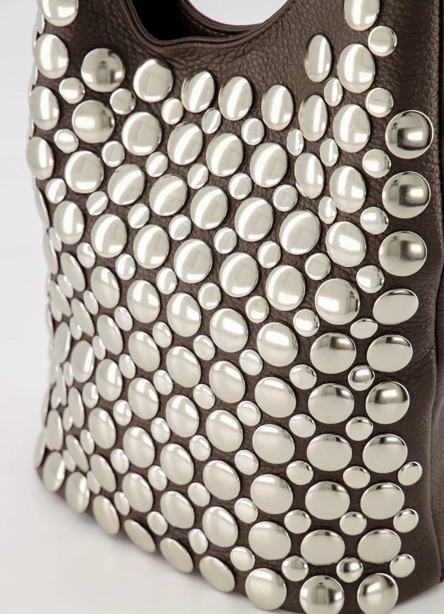 IZZY STUDS TAS DONKERBRUIN