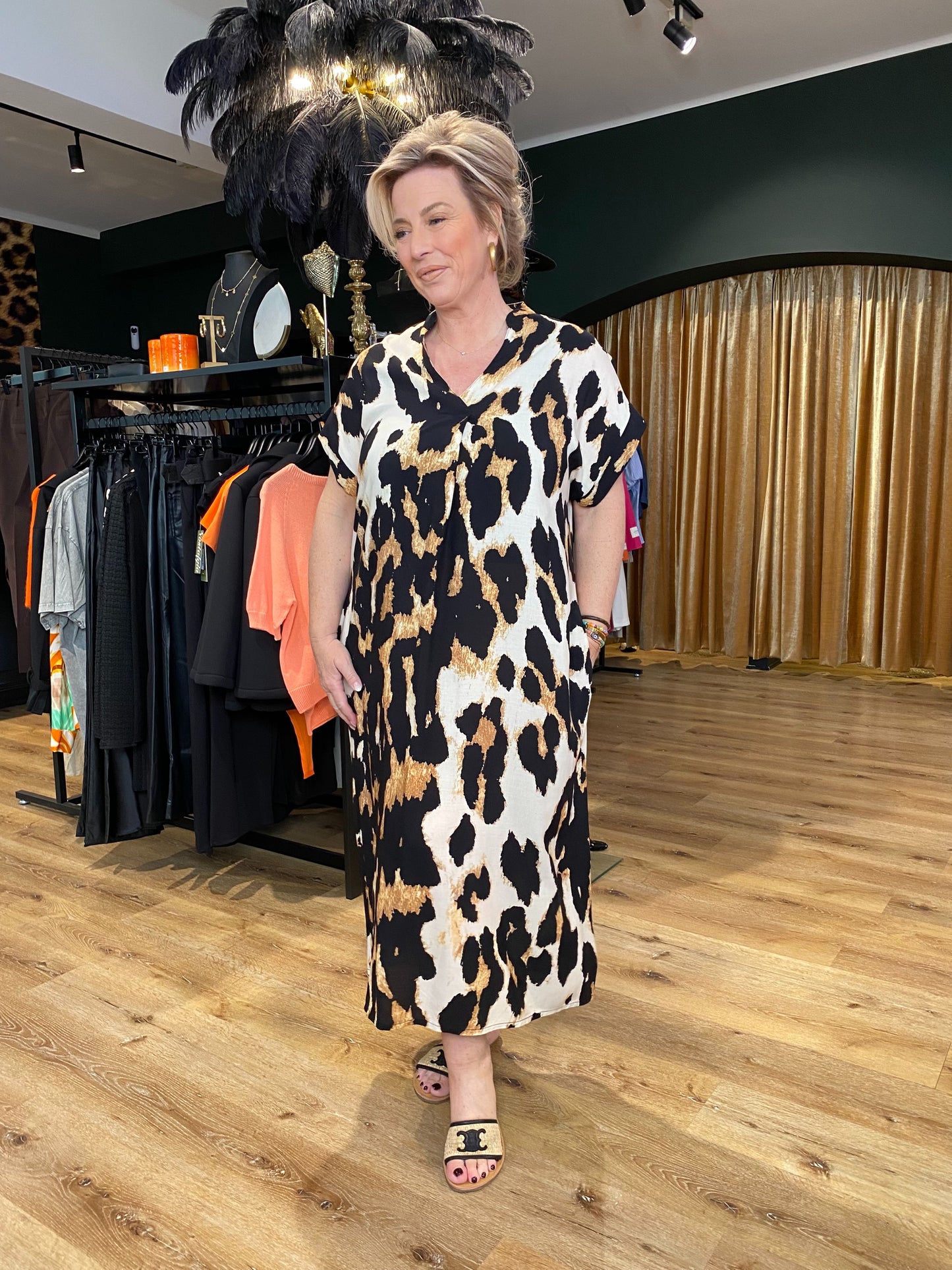 DRESS WILD ELEGANCE