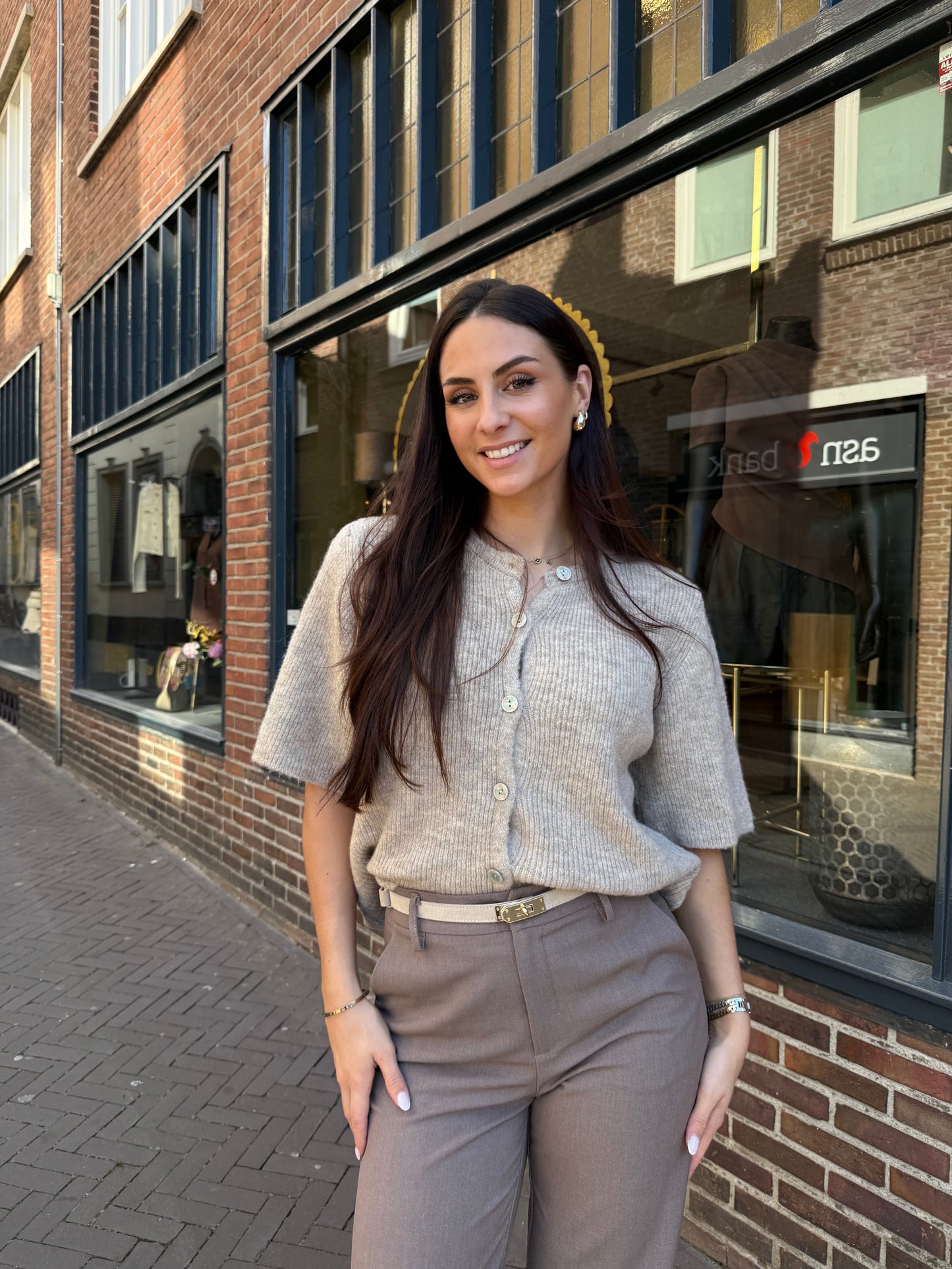 LAURA KNIT TAUPE